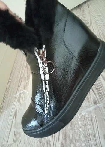 Siyah Deri Kürklü Biker Kadın Bot - Görsel 7