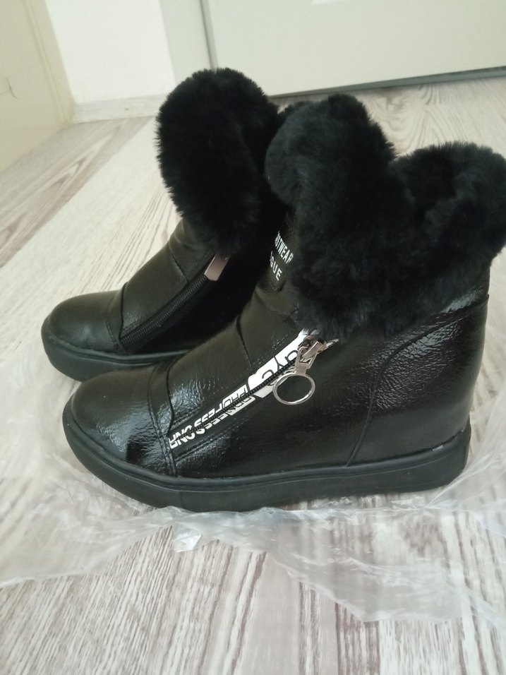 Siyah Deri Kürklü Biker Kadın Bot - Görsel 5