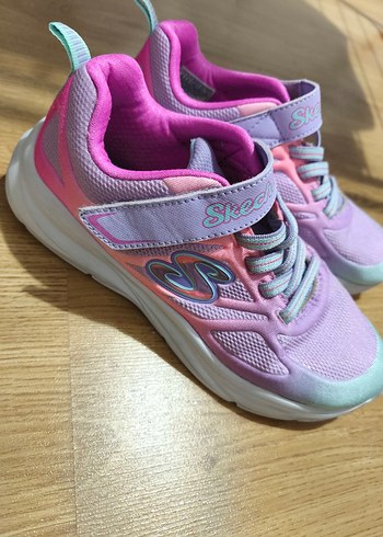 Kız Çocuk Renkli Bağcıklı ve Cırtlı Spor Ayakkabı - Görsel 4