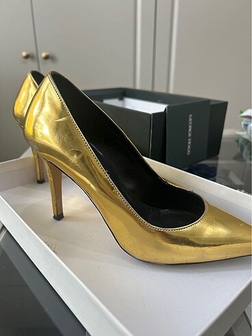 38 Beden Network stiletto