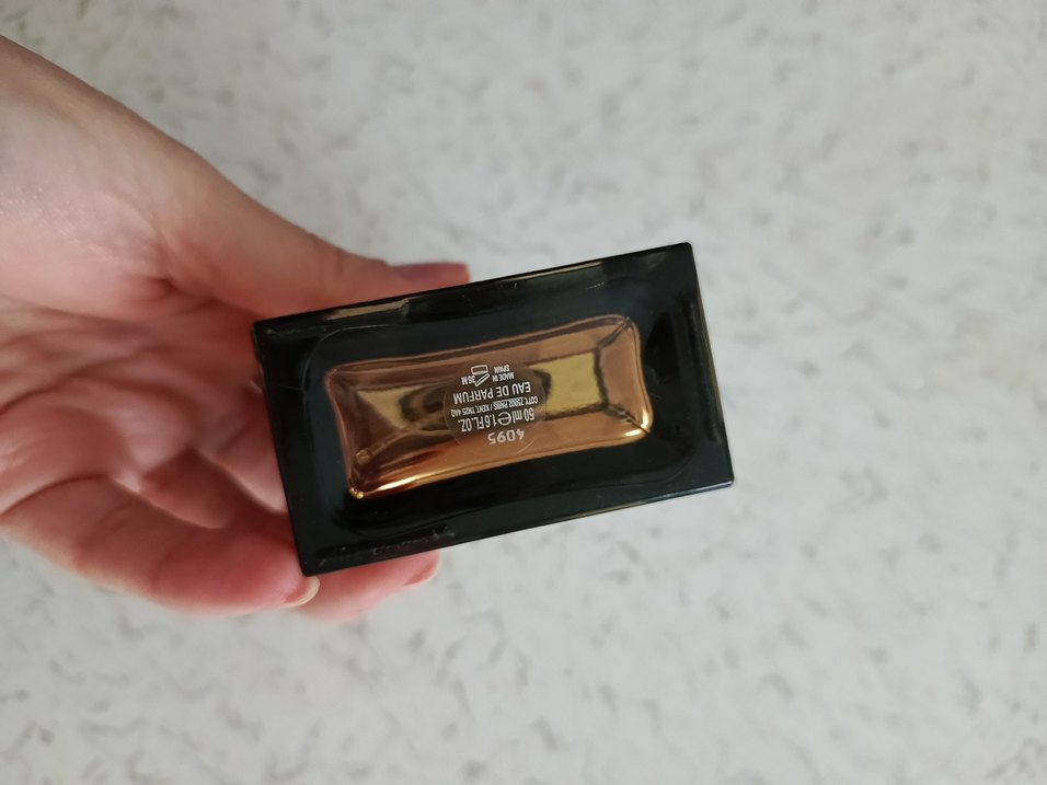 Burberry Hero Erkek Parfümü - Görsel 2