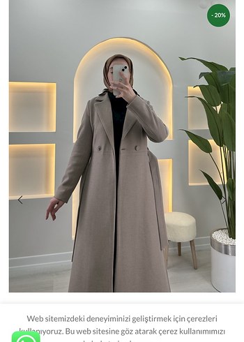 Uzun Siyah Kemerli Kadın Kaban - Görsel 4