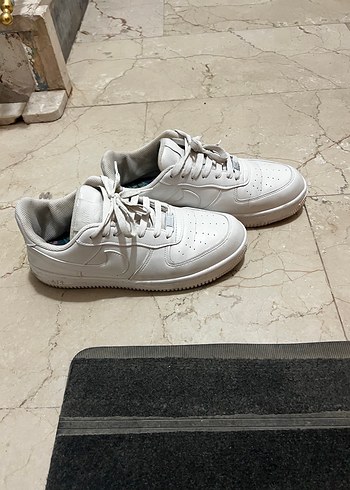 Nike Beyaz Dusuk Bilekli Sneaker