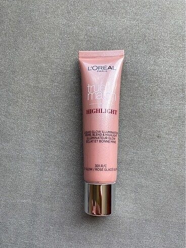 L'Oréal Paris Aydınlatıcı highlighter