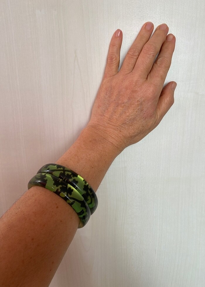 Bileklik siyah yeşil akrilik - Görsel 4