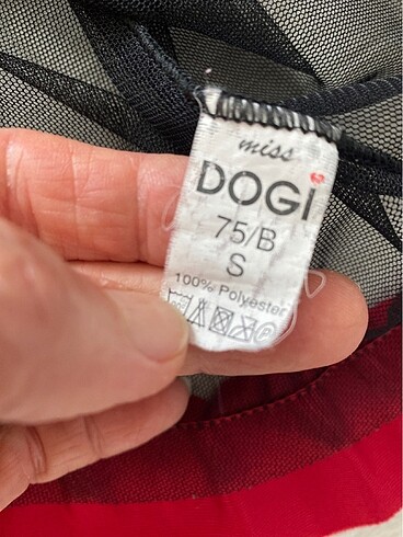 Siyah kırmızı fantastik gecelik - Görsel 2