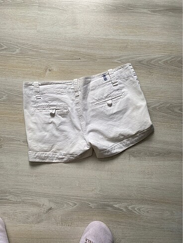 Beyaz kısa bayan şort - Görsel 11