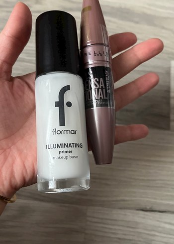 Flormar Aydınlatıcı Makyaj Bazı ve Maybelline maskara