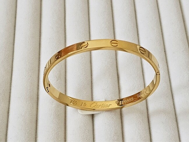 Cartier bileklik