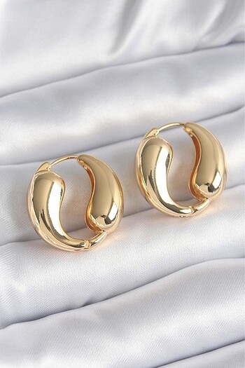 Gold küpe