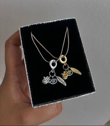 Charm kolye