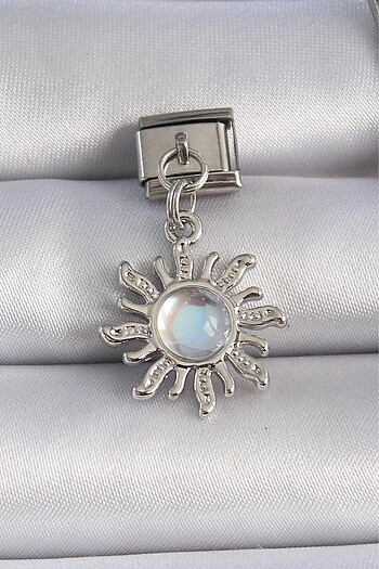 Beden Nomination charm
