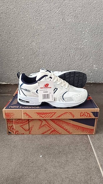 36 Beden beyaz Renk New balance 530