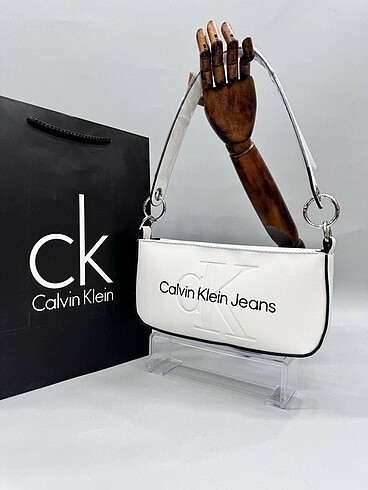  Beden Calvin klein çanta