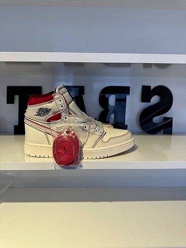 Nike Air Jordan 1 Retro High OG ? Sail Phantom Red ?