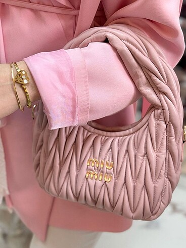 Beden Miu Miu