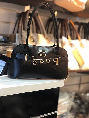 Miu Miu çanta