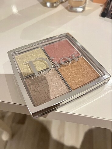 Dior yüz paleti