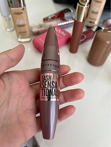 Maybelline maskara