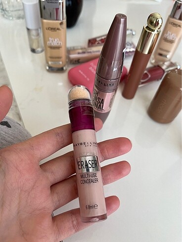 Maybelline eraser