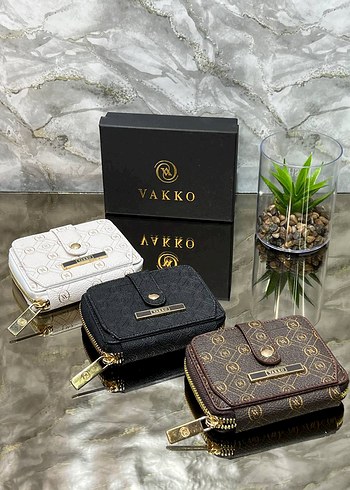 Vakko Kadın Altın Renk Deri Fermuarlı Cüzdan