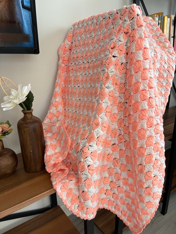 Pembe Pastel Bağlama Desenli Örgü Çocuk Battaniyesi - Görsel 2