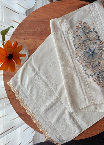 Nakışlı Vintage Beyaz Havlu - Görsel 5