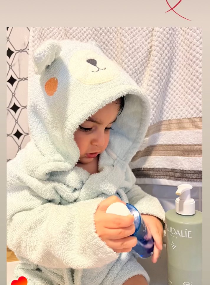 Erkek Çocuk yeşil desenli  Bornoz - Görsel 2