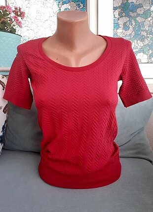 m Beden kırmızı Renk Zara tshirt