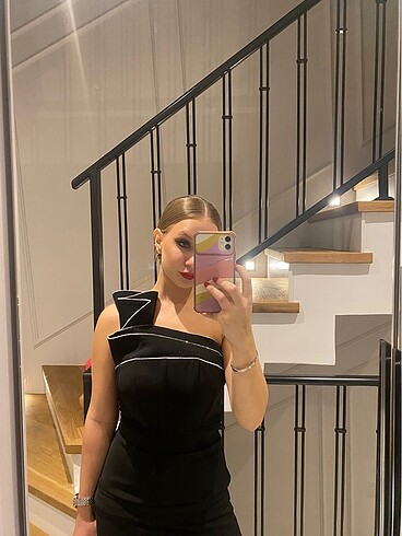s Beden Siyah gece elbisesi