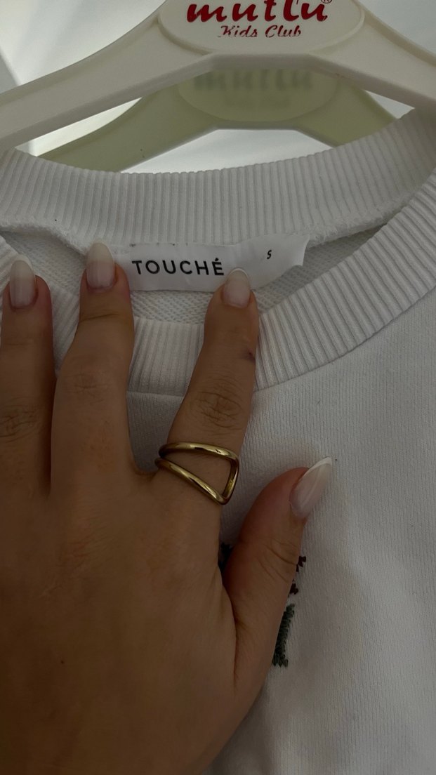 Nakış İşlemeli Beyaz Kadın kazak - Görsel 3