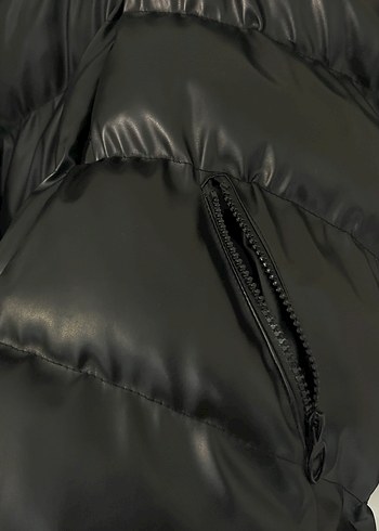 Siyah Fermuarlı Kadın Midi Kışlık kaban - Görsel 2