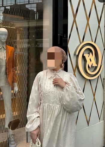 38 Beden Diger Beyaz Nakışlı Uzun Bohem Elbise