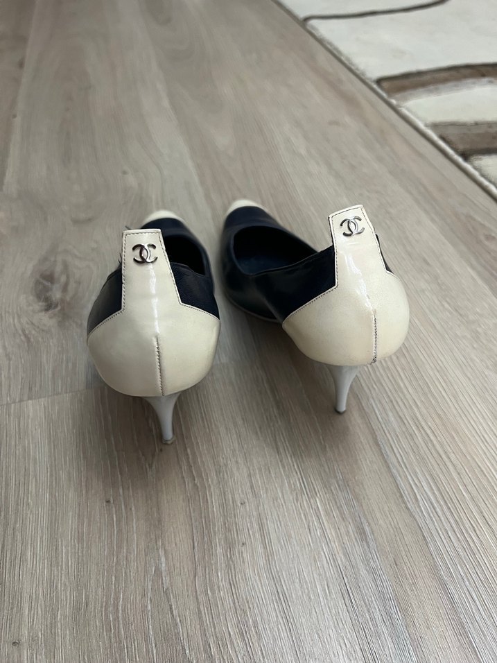 Channel topuklu ayakkabı - Görsel 3