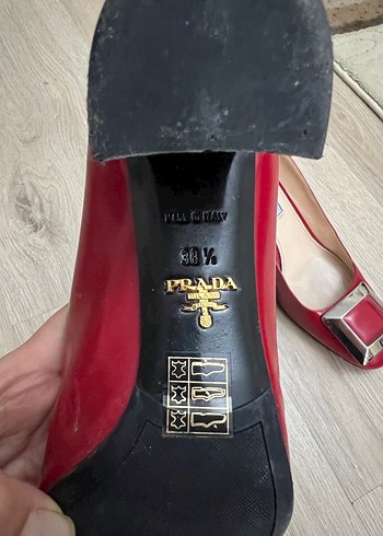 Prada topuklu ayakkabı - Görsel 4