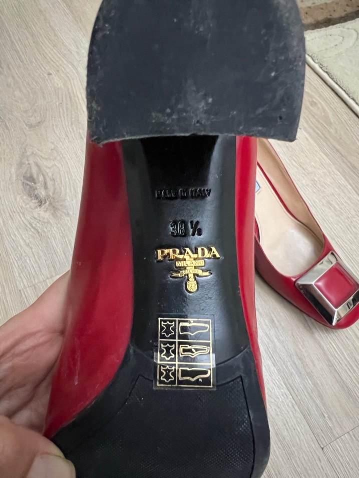 Prada topuklu ayakkabı - Görsel 4