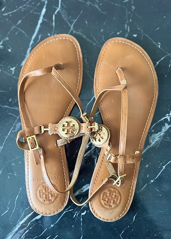 Tory Burch 40