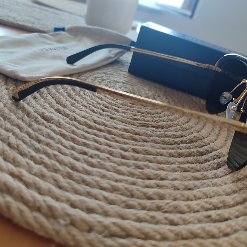 Louis Vuitton Kadın Gri Gold Gözlük - Görsel 3