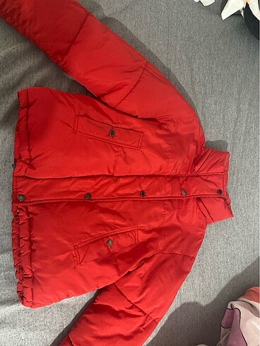 Bershka Şişme Mont