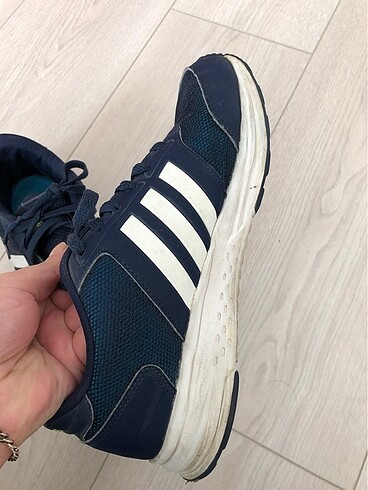38,5 Beden Adidas spor ayakkabı
