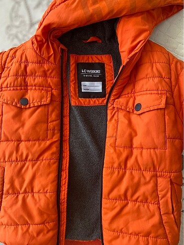 LC Waikiki montt