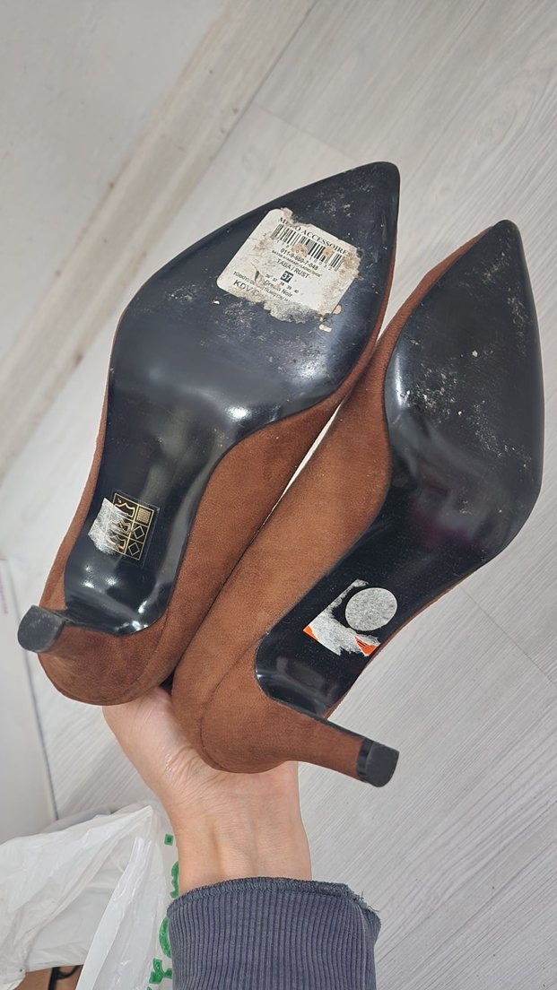 Bej Süet Stiletto Kadın Ayakkabı - Görsel 3