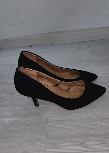 Siyah Süet Stiletto Topuklu Kadın Ayakkabı - Görsel 2