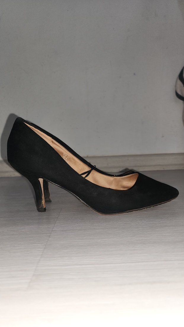 Siyah Süet Stiletto Topuklu Kadın Ayakkabı - Görsel 4