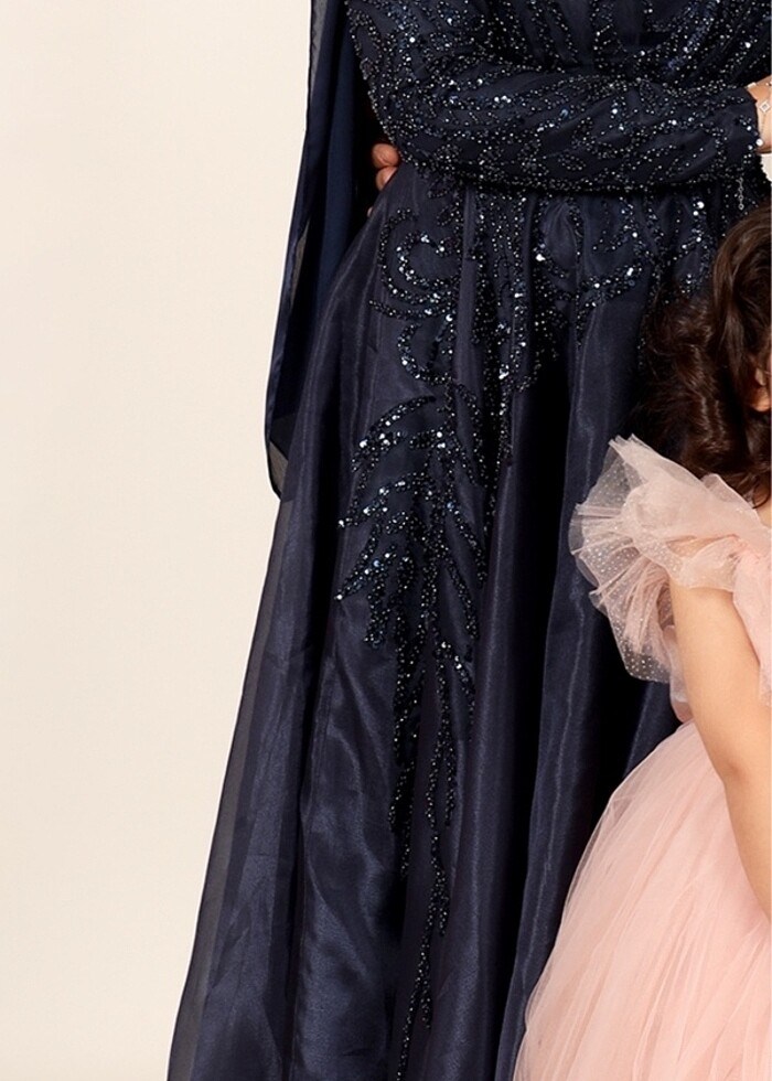 Lacivert tesettür abiye - Görsel 2