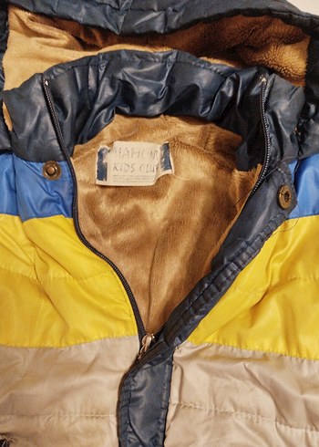 Renkli Kapüşonlu içi kadife Erkek Çocuk Mont - Görsel 2