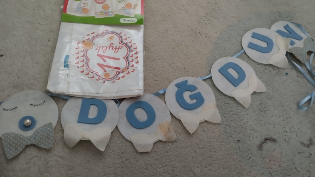 iyi ki doğdun keçe yazısı asılır, bebek ay fotoğraf etiketi - Görsel 3