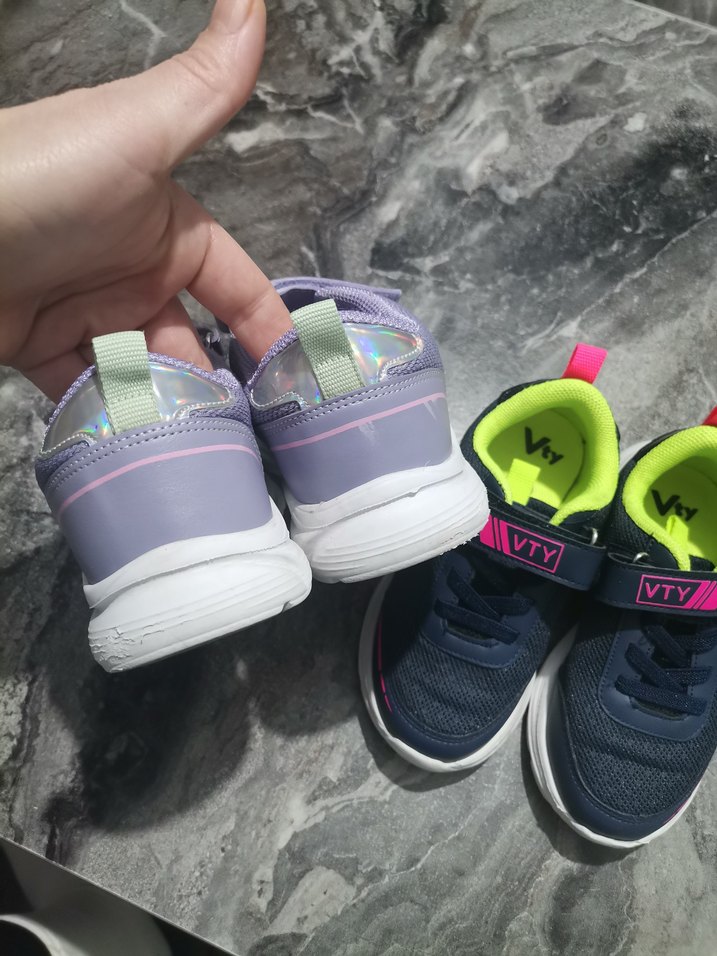 Renkli Çocuk Spor Ayakkabısı Velcro - Görsel 2