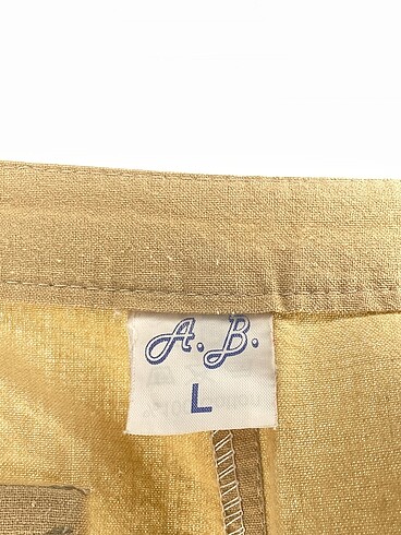 l Beden çeşitli Renk PreLoved Bermuda / Kapri %70 İndirimli.
