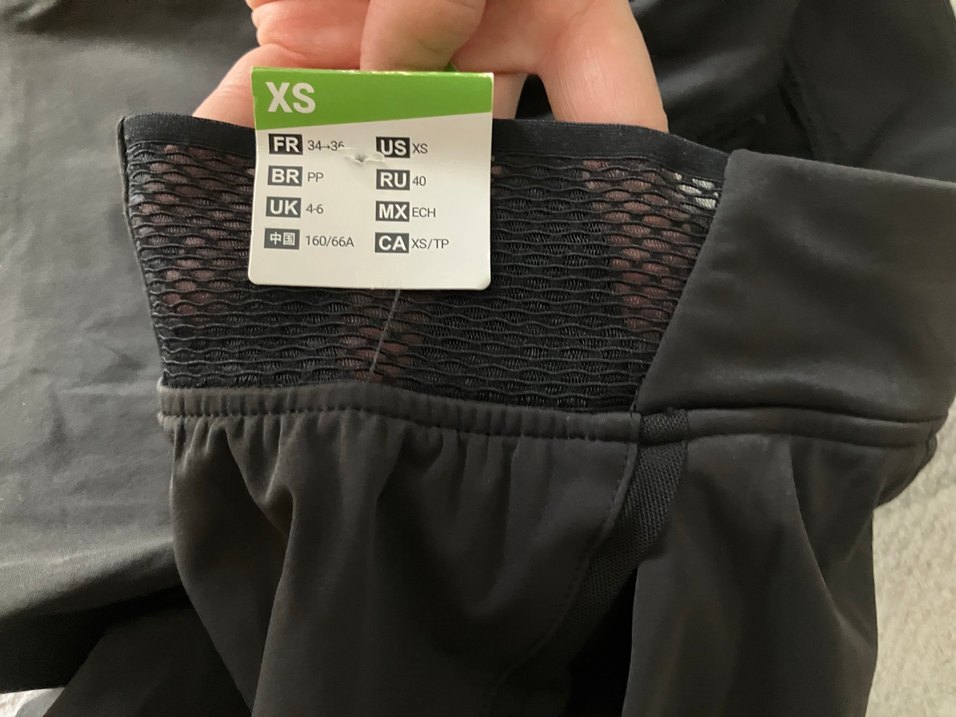 Decathlon Kadın Taytlı Spor Şort - Görsel 2